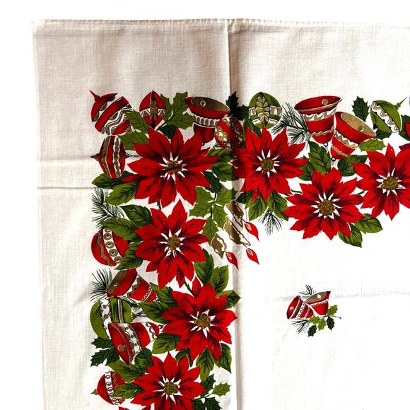 Vintage Christmas tablecloth cotton printed in festive red poinsettias border - Picture 8 of 10